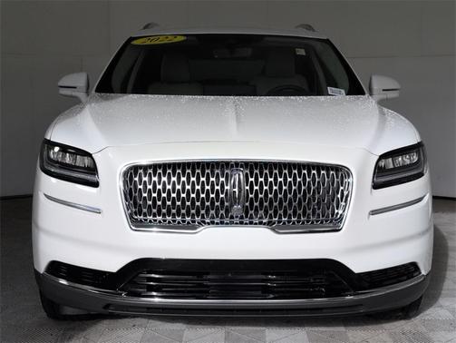 2022 Lincoln Nautilus Standard