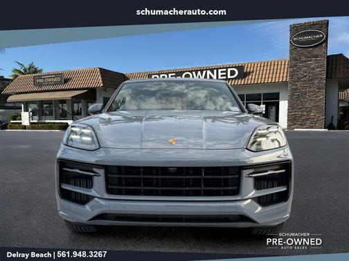 Chalk 2026 Porsche Cayenne GTS
