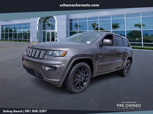 Granite Crystal Clearcoat Metallic 2021 Jeep Grand Cherokee Laredo X