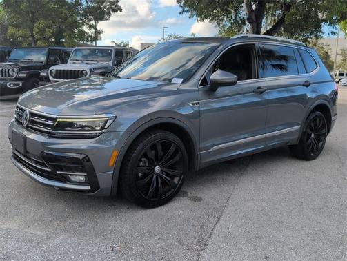 2018 Volkswagen Tiguan 2.0T SEL Premium