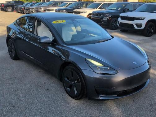 2021 Tesla Model 3 Standard Range Plus
