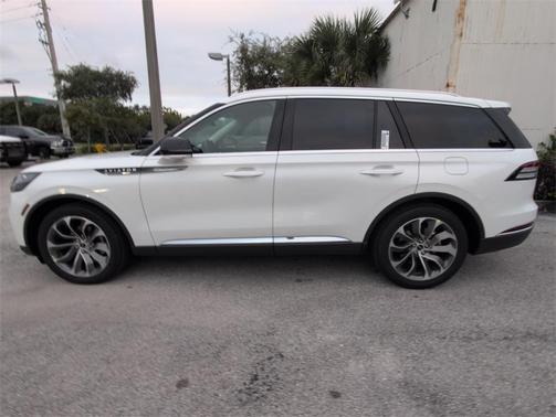 2026 Lincoln Aviator PREMIERE