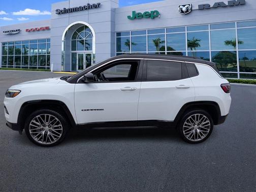 Bright White Clearcoat 2023 Jeep Compass Limited
