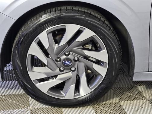 2024 Subaru Legacy 