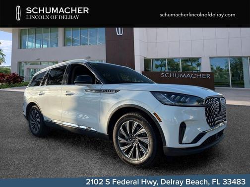 White Metallic 2026 Lincoln Aviator Premiere