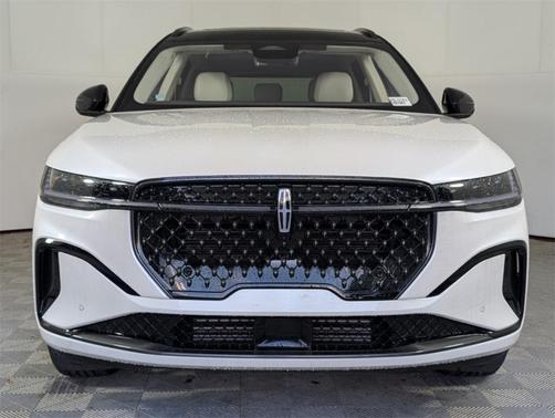 2025 Lincoln Nautilus Black Label