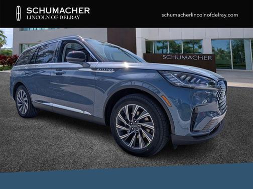 Whisper White 2026 Lincoln Aviator Premiere