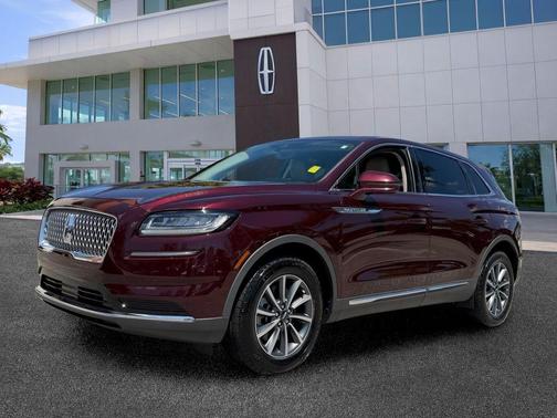 Burgundy 2022 Lincoln Nautilus Standard