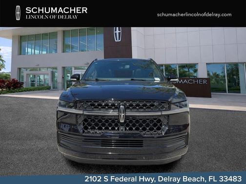 Infinite Black Metallic 2026 Lincoln Navigator Reserve