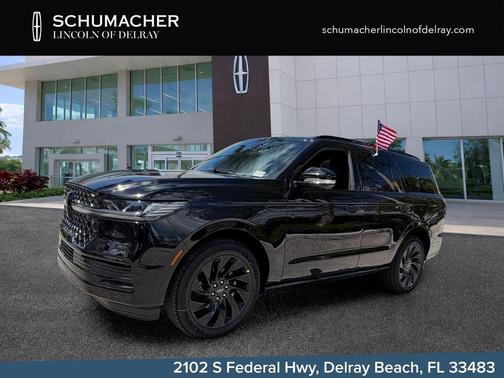 Infinite Black Metallic 2026 Lincoln Navigator Reserve