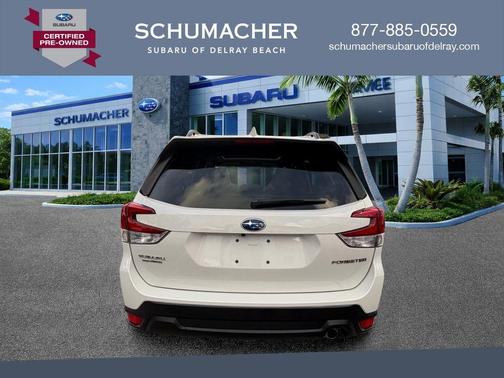Crystal White Pearl 2023 Subaru Forester Limited