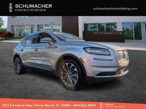 Radiance Metallic 2022 Lincoln Nautilus Reserve