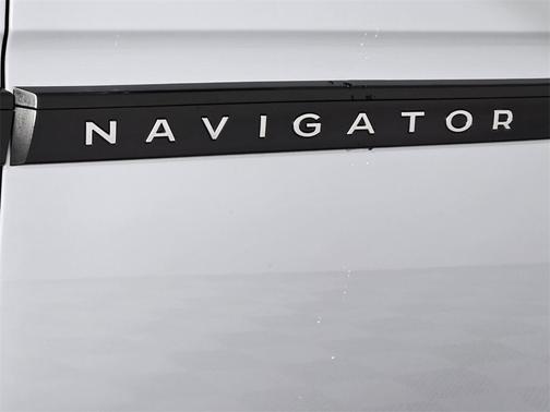 2025 Lincoln Navigator L Black Label