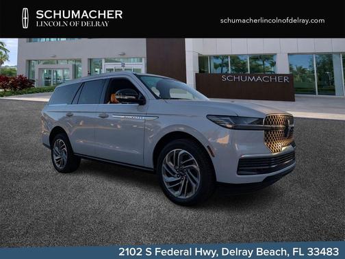 Crystal White Metallic 2026 Lincoln Navigator Reserve