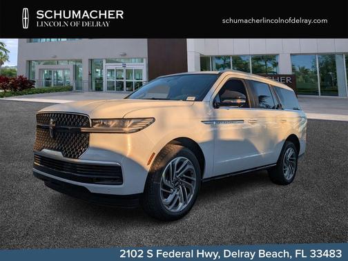 Crystal White Metallic 2026 Lincoln Navigator Reserve