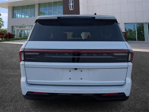 2026 Lincoln Navigator Reserve