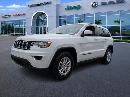 2019 Jeep Grand Cherokee Laredo E