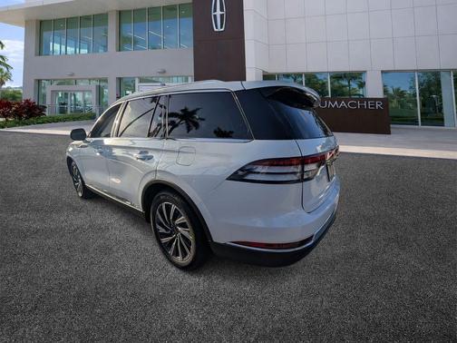 Pristine White 2026 Lincoln Aviator Premiere