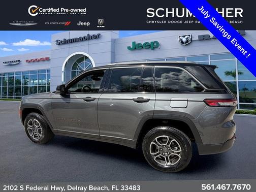 Metallic 2022 Jeep Grand Cherokee Trailhawk