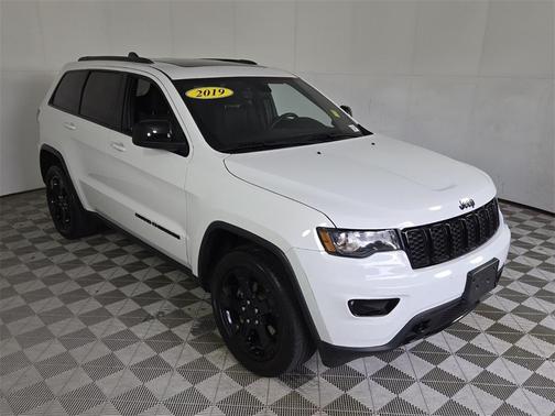 2019 Jeep Grand Cherokee Laredo