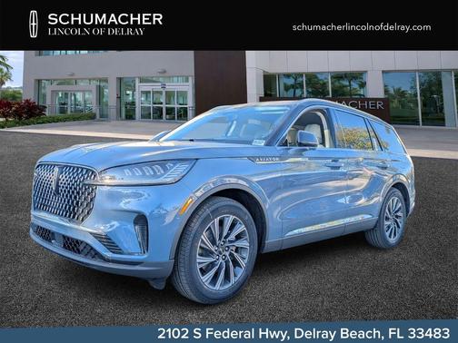 Whisper White 2026 Lincoln Aviator Premiere