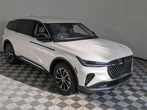 2025 Lincoln Nautilus Premiere