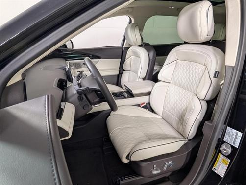 2024 Lincoln Nautilus Black Label