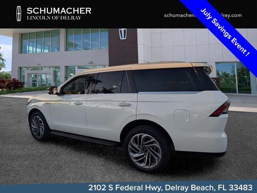 Star White 2026 Lincoln Navigator Premiere