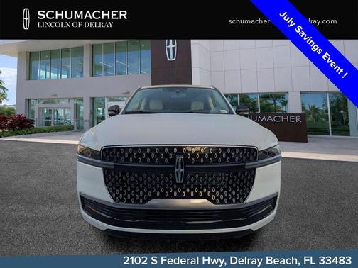 Star White 2026 Lincoln Navigator Premiere