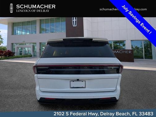 Star White 2026 Lincoln Navigator Premiere