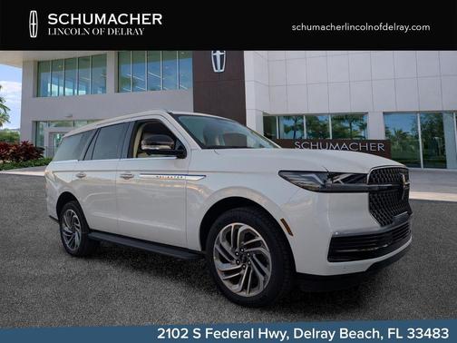 Star White 2026 Lincoln Navigator Premiere