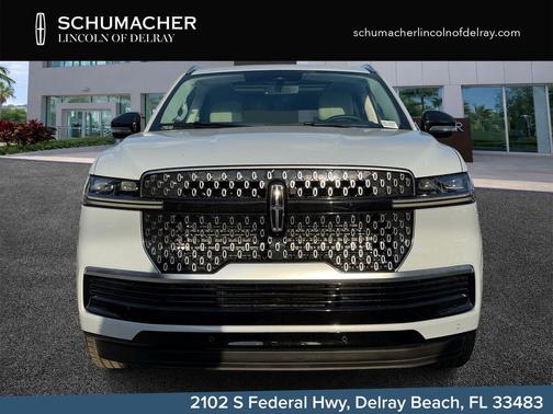 Crystal White Metallic 2026 Lincoln Navigator Reserve
