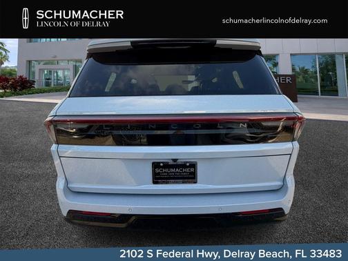 Crystal White Metallic 2026 Lincoln Navigator Reserve
