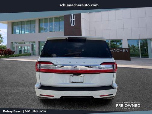 White 2020 Lincoln Navigator L Reserve