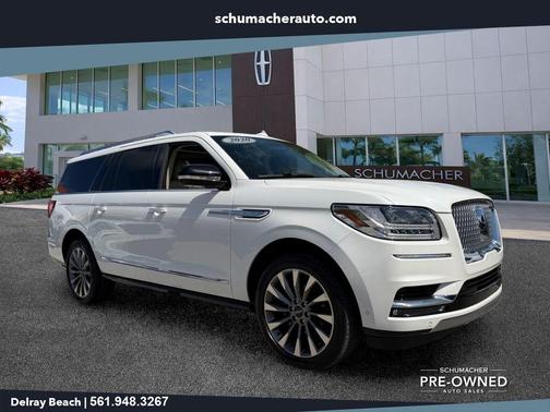 White 2020 Lincoln Navigator L Reserve