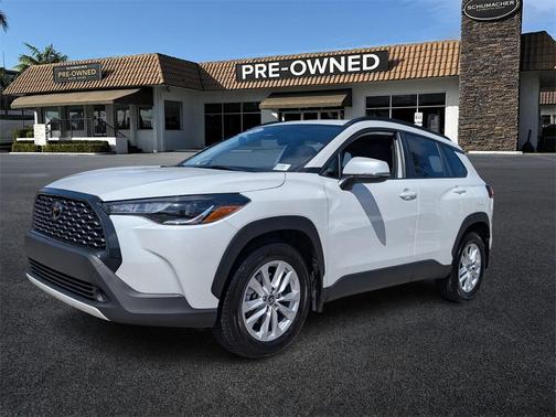 2024 Toyota Corolla Cross LE