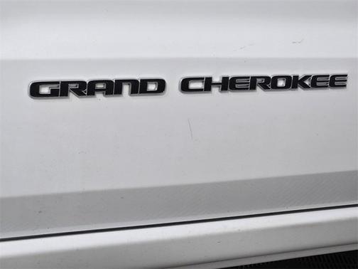 2020 Jeep Grand Cherokee Overland