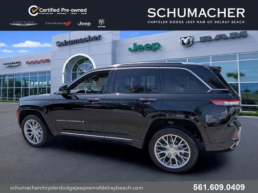 Diamond Black 2023 Jeep Grand Cherokee Summit