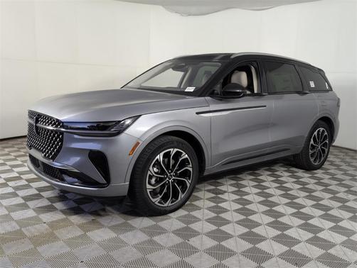 2025 Lincoln Nautilus Reserve