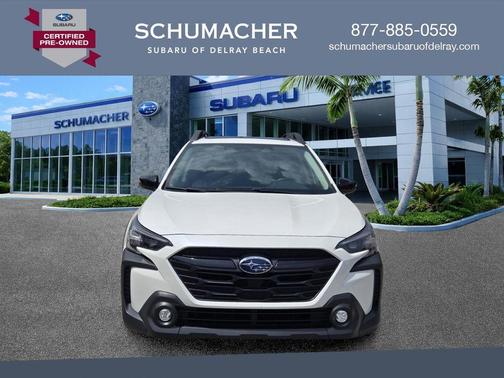Crystal White Pearl 2025 Subaru Outback Onyx Edition