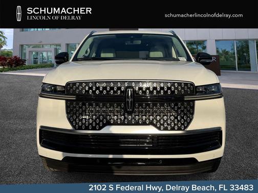 Star White 2026 Lincoln Navigator L Premiere