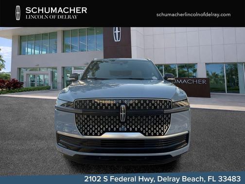 Gray Mist Metallic 2026 Lincoln Navigator Reserve