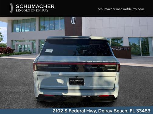 Gray Mist Metallic 2026 Lincoln Navigator Reserve