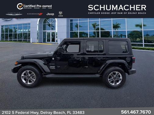 Black Clearcoat 2022 Jeep Wrangler Unlimited Sahara