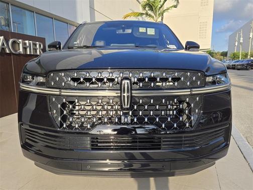 2025 Lincoln Navigator L Black Label