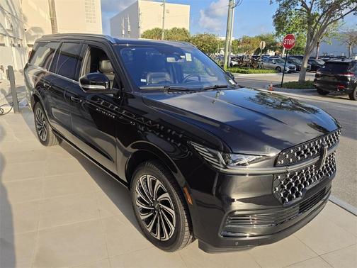 2025 Lincoln Navigator L Black Label