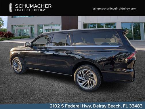 Infinite Black Metallic 2026 Lincoln Navigator L Reserve
