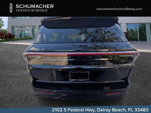 Infinite Black Metallic 2026 Lincoln Navigator L Reserve