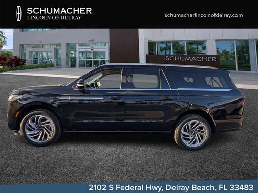Infinite Black Metallic 2026 Lincoln Navigator L Reserve