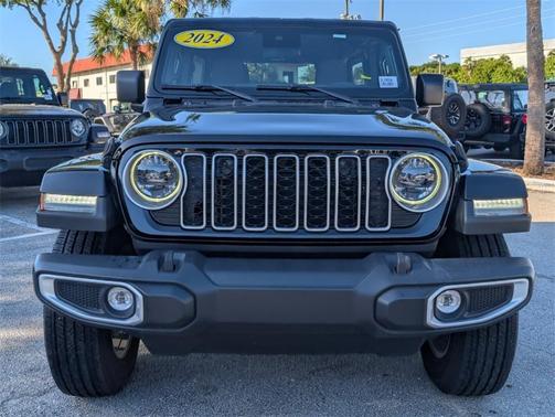 2024 Jeep Wrangler Sahara